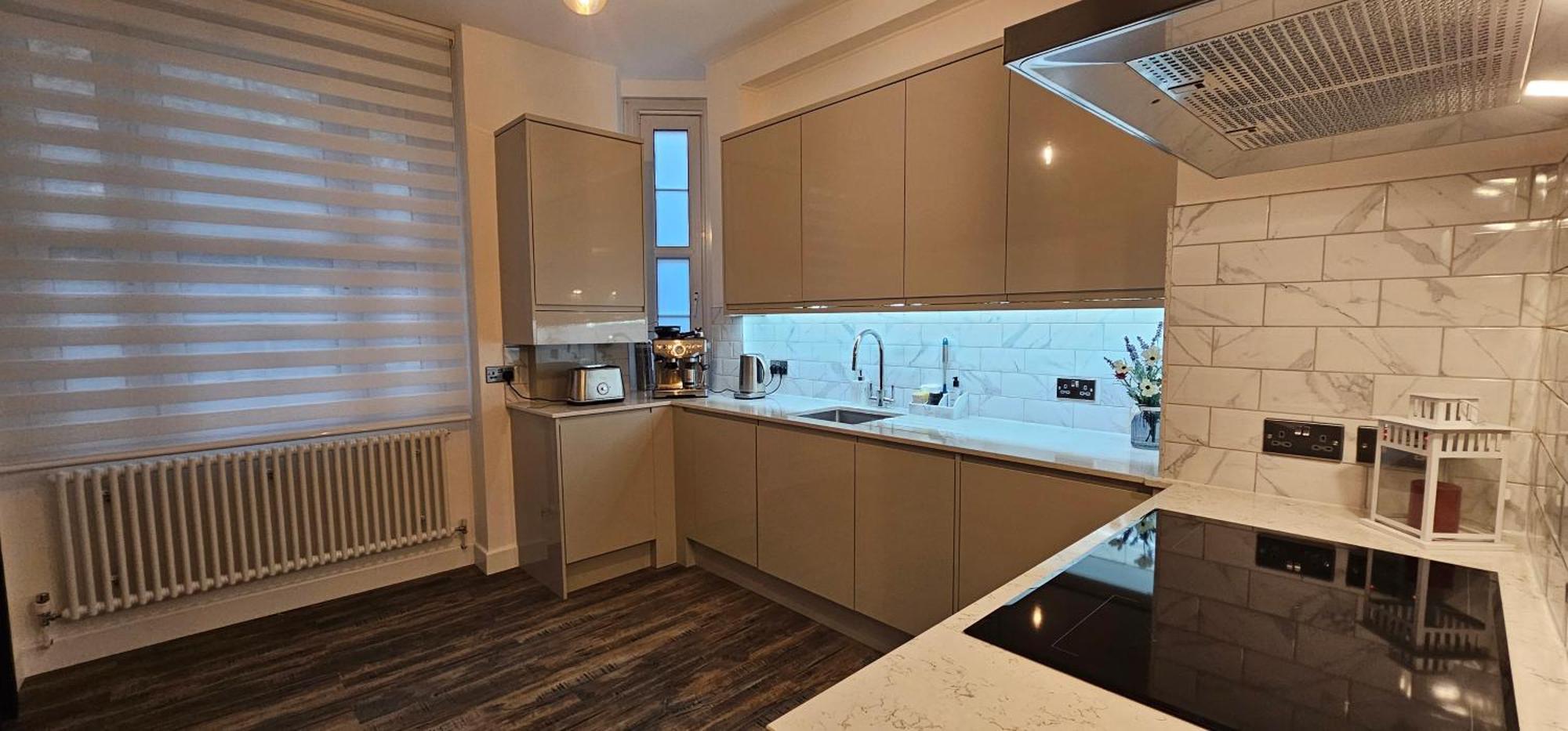 Tower Bridge Spacious King Bedroom With Extra Large Windows London Bagian luar foto